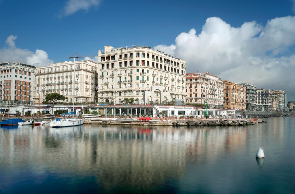 Eurostars Hotel Excelsior Naples Exterior photo